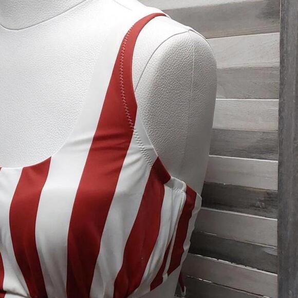 Bralette Bikini Top | Shade Shore | 36DD - Picture 3 of 7